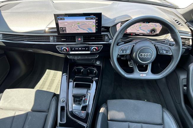 AUDI A4 Photo 10