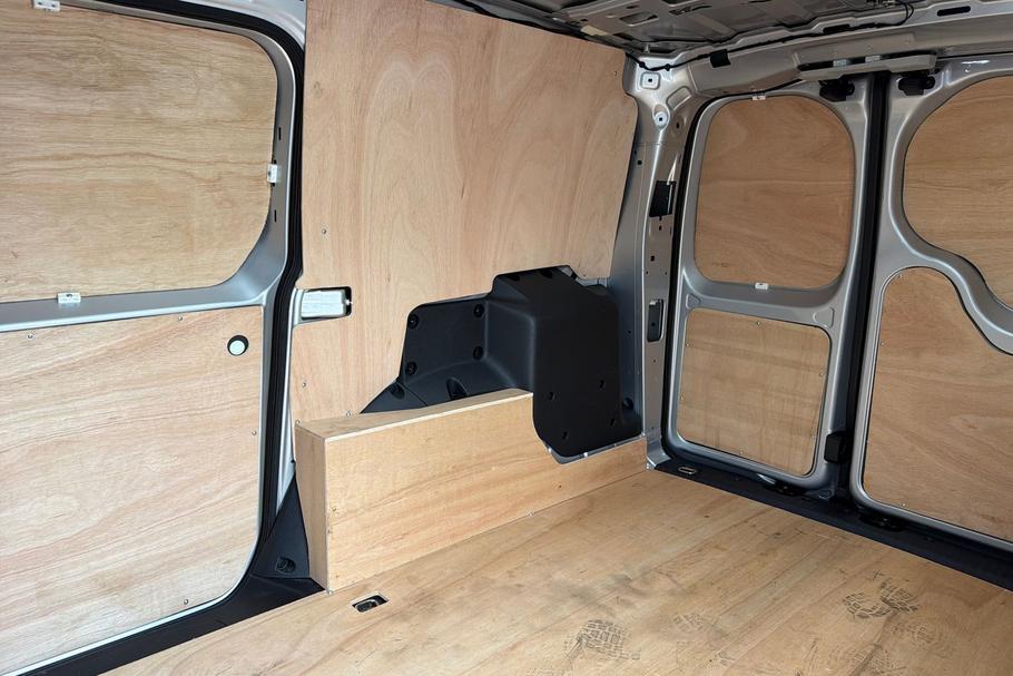 Used FORD TRANSIT CONNECT WV75YPX 4