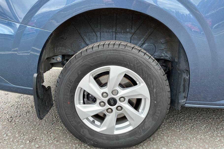 Used Ford TRANSIT CUSTOM YT74XPL 28