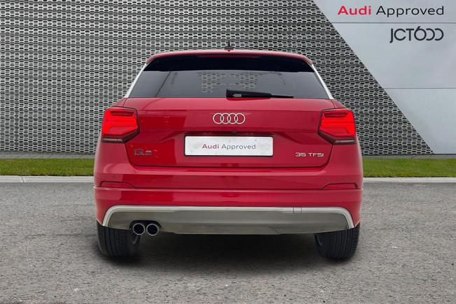 AUDI Q2 Photo 8