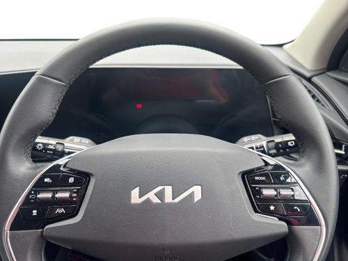 Kia NIRO Photo autoimg-5742a6f8bcd922d7e437df3991dec6baeae02430.jpg