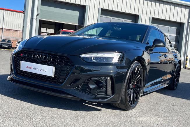 AUDI RS5 Photo 25