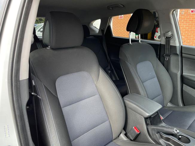 HYUNDAI Tucson Photo 27