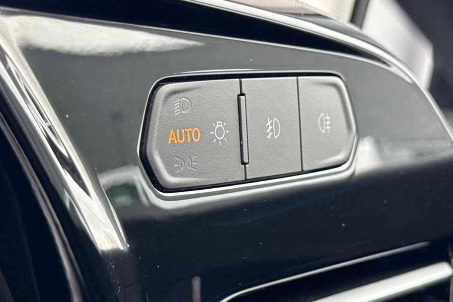 Ford TRANSIT CONNECT Photo autoimg-574a58c7911629e61028ffaabe50e69e491c84a4.jpg