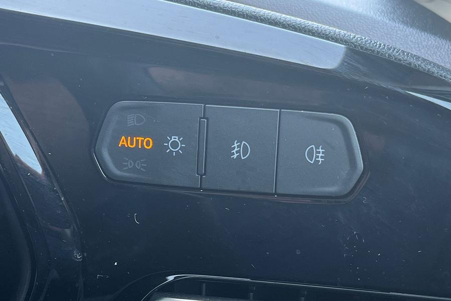 Ford TRANSIT CONNECT Photo autoimg-574ece04ae33898ea1a38e9a06d63dc9aa1304b7.jpg