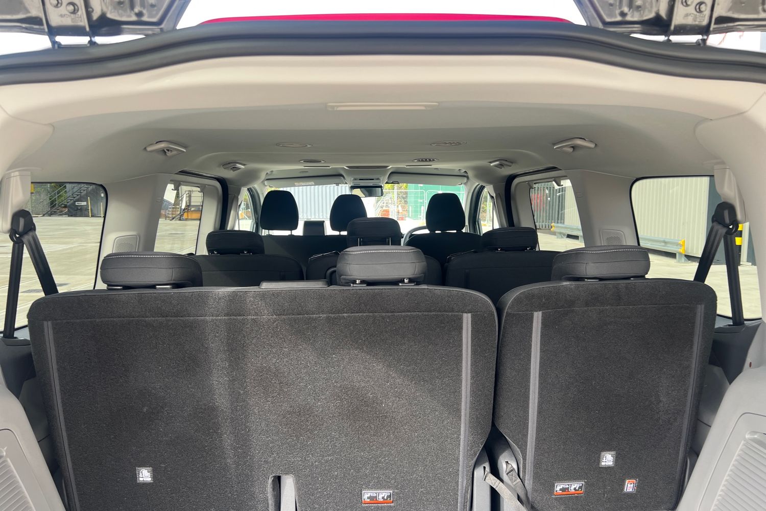 Ford TOURNEO CUSTOM Photo 29