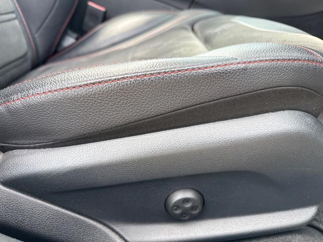 MERCEDES-BENZ C Class Photo 26