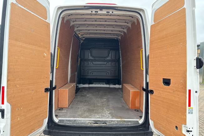 Volkswagen Crafter Photo 12