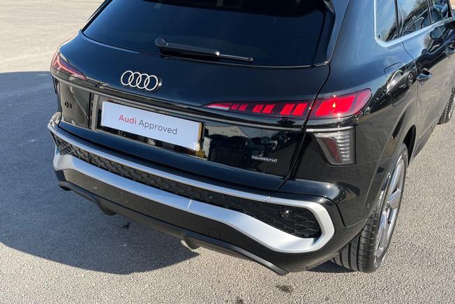 Audi Q3 Photo 18