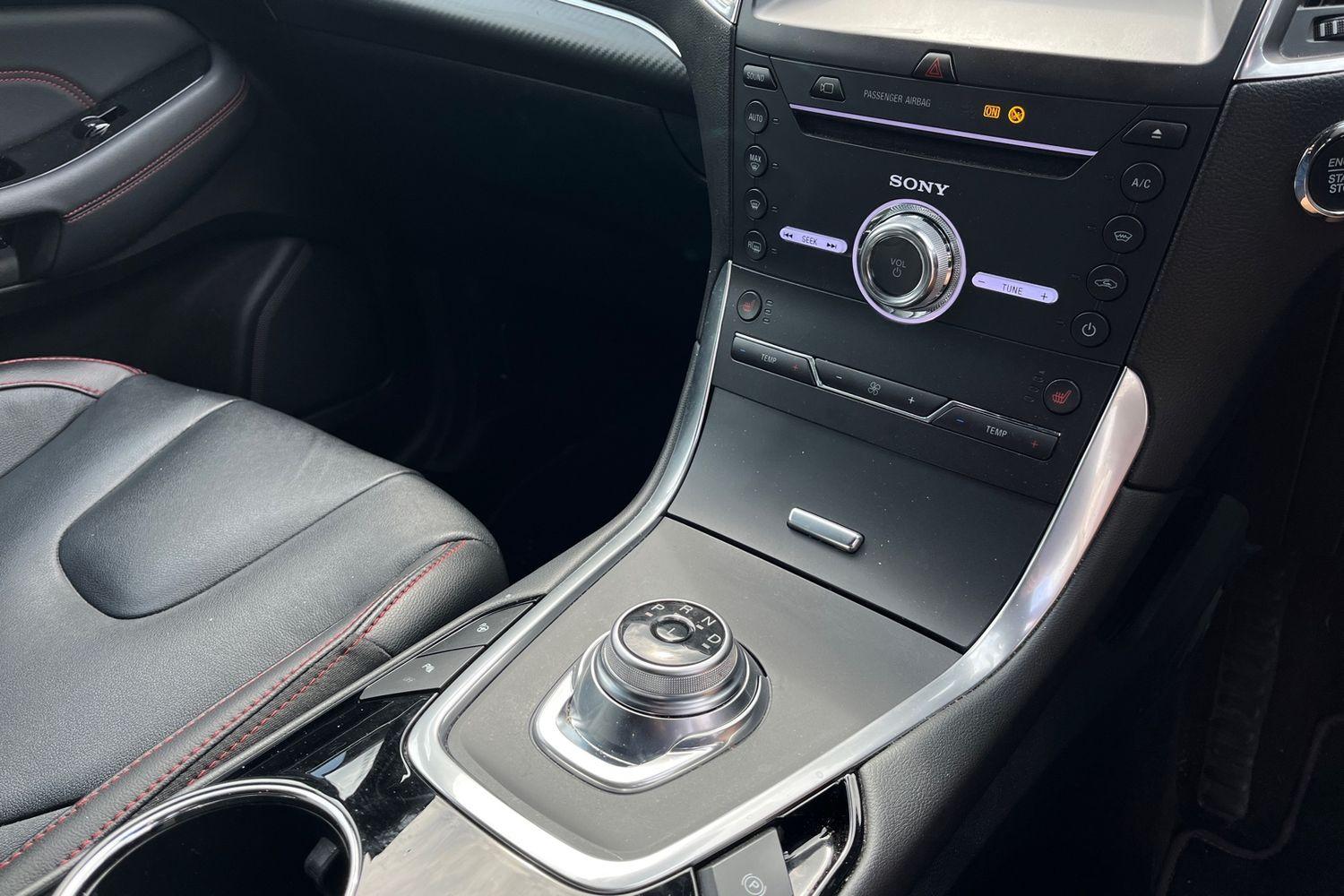 Ford S-MAX Photo 38