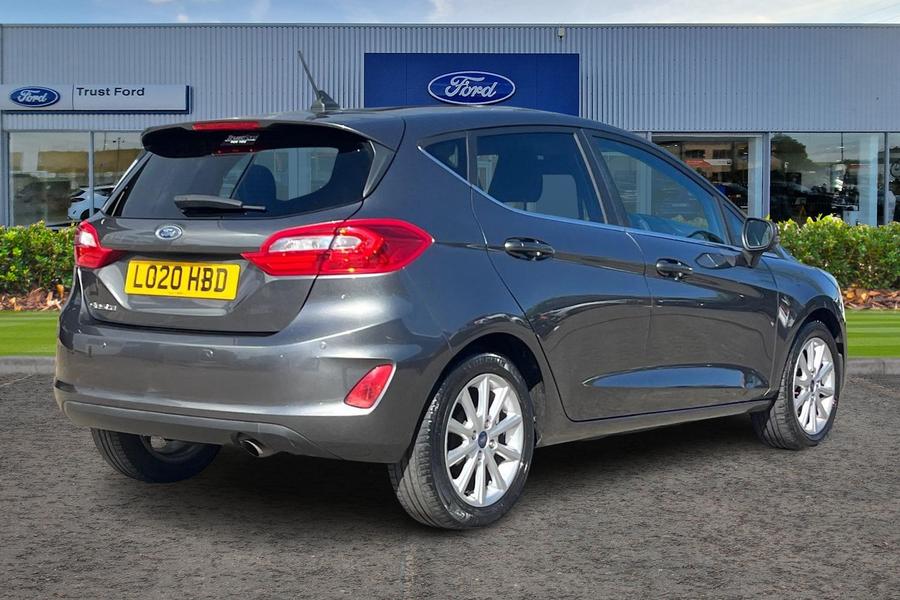 Ford Fiesta Photo autoimg-575811413562f200f853cbf39a1c3f9fef5af272.jpg