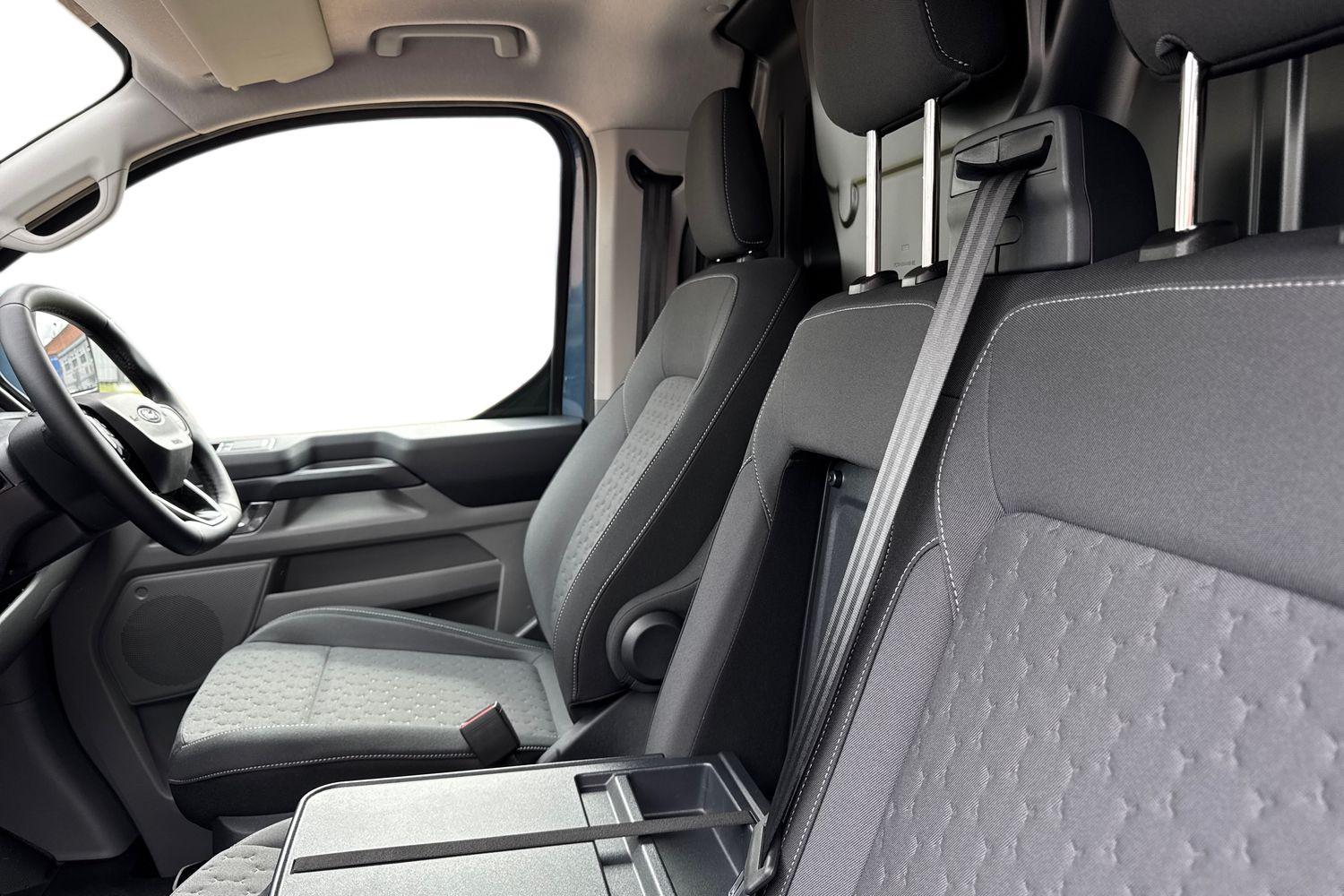 Ford TRANSIT CUSTOM Photo 10