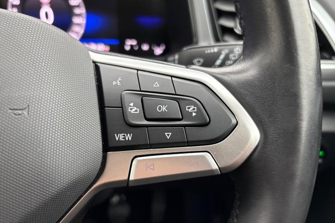 VOLKSWAGEN T-Roc Photo 17