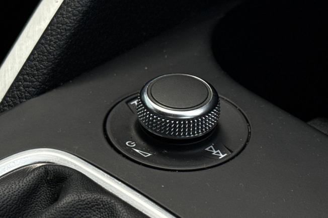 AUDI Q2 Photo 24
