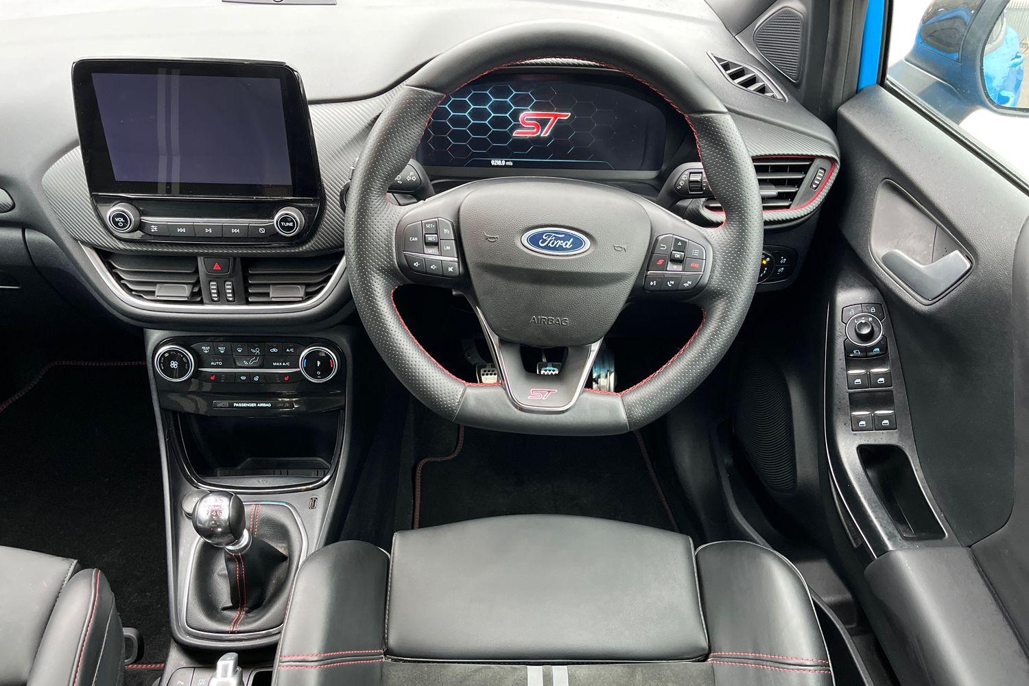 Ford PUMA Photo 10