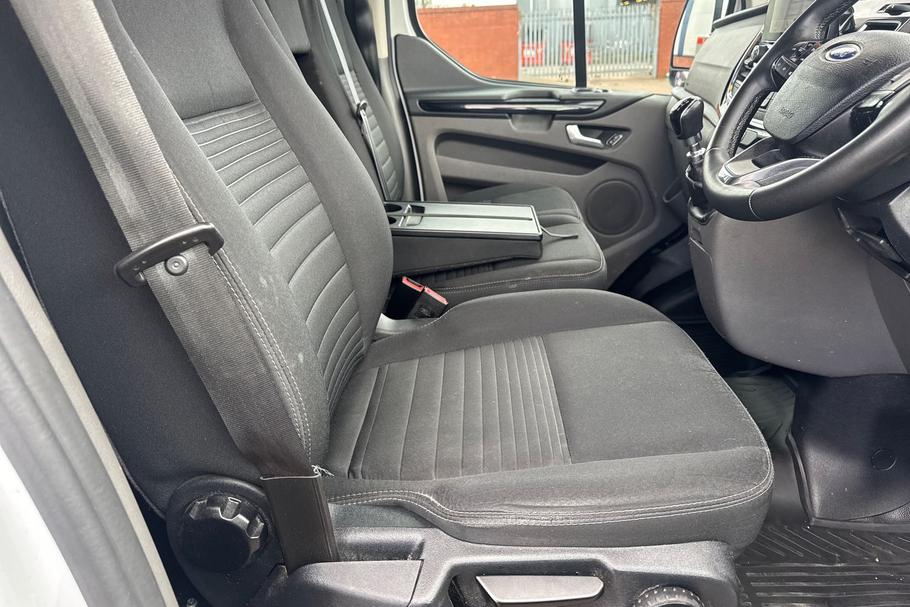 Used FORD TRANSIT CUSTOM BD23KVO 28