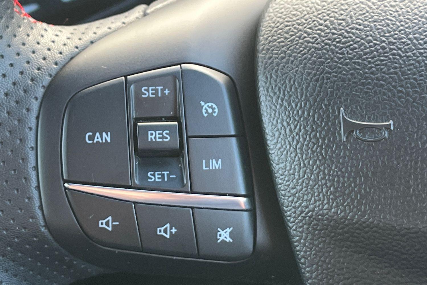 Ford FOCUS Photo 37