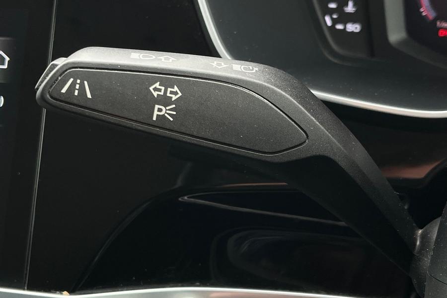 Audi Q3 Photo autoimg-5768e681c38e5b404a84f6f4320d2b1876bccf62.jpg