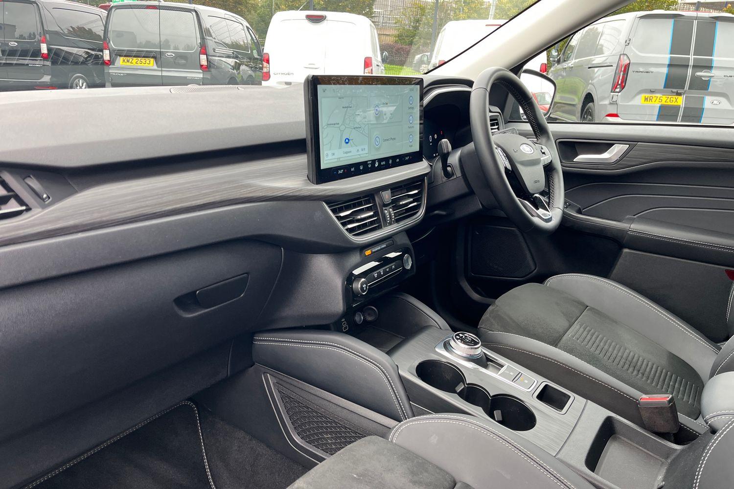 Ford KUGA Photo 17