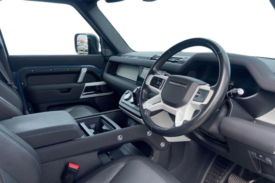Land Rover DEFENDER Photo autoimg-576bc949e51a2ac4826a5b09144cd3e31f5e9045.jpg