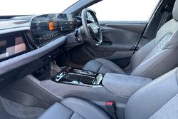 AUDI A6 e-tron Avant Photo 2