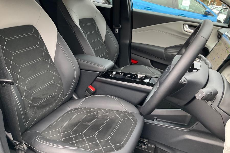 Ford Puma Gen-E Photo autoimg-57718a9a5c3d7138ab25bf68c054d05d4ed0f0ae.jpg