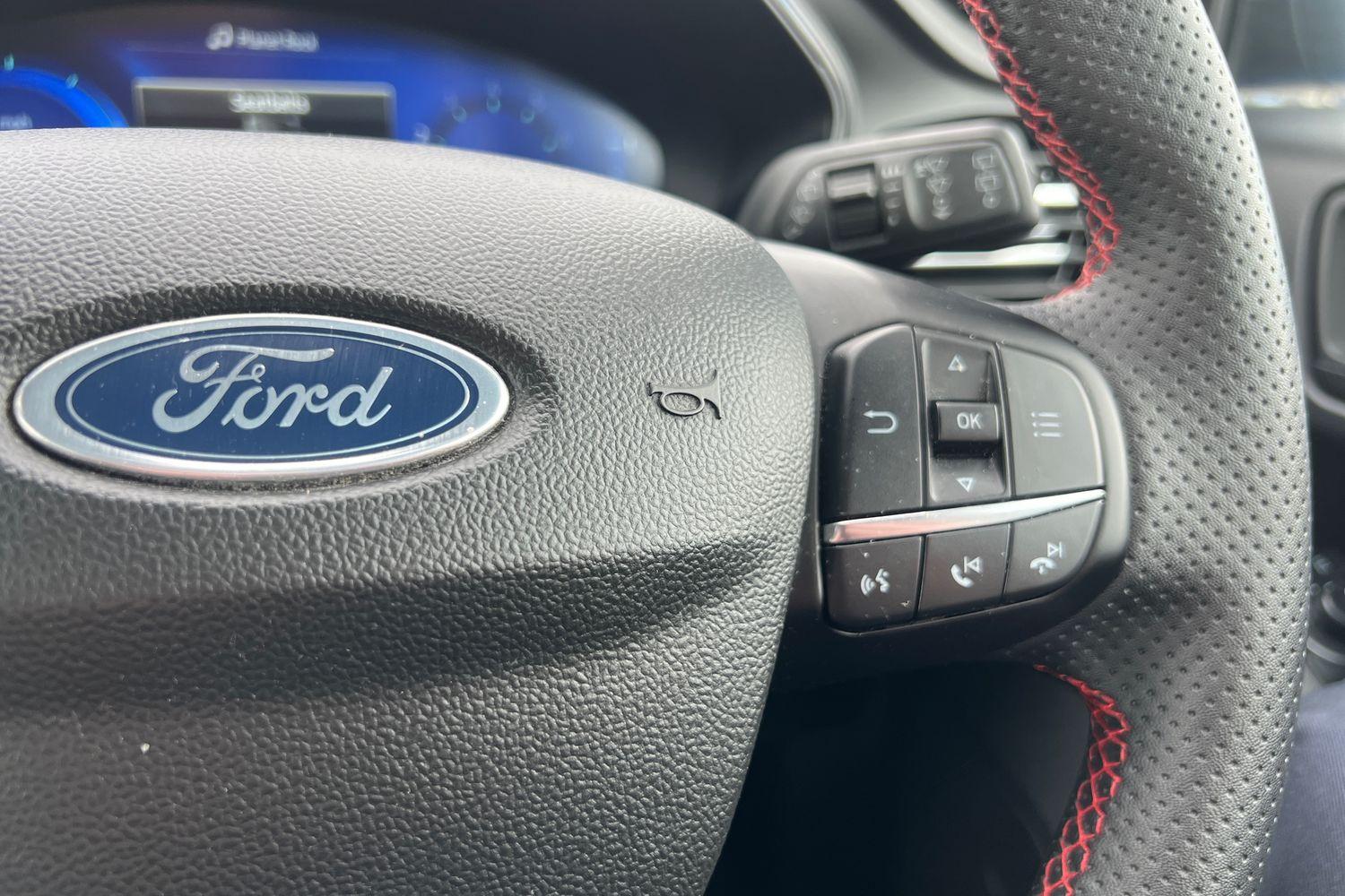 Ford FOCUS Photo 26