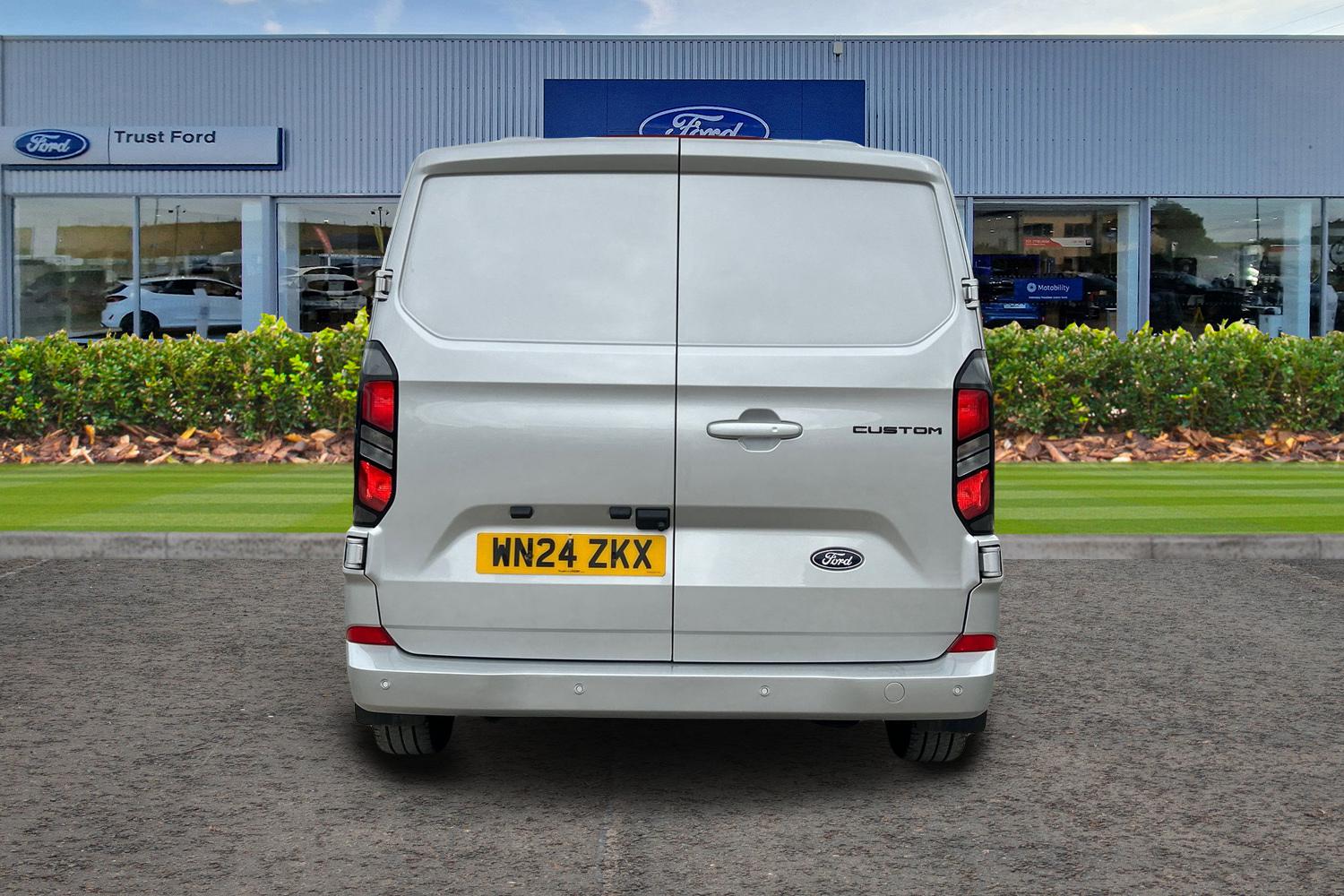 Ford TRANSIT CUSTOM Photo 13