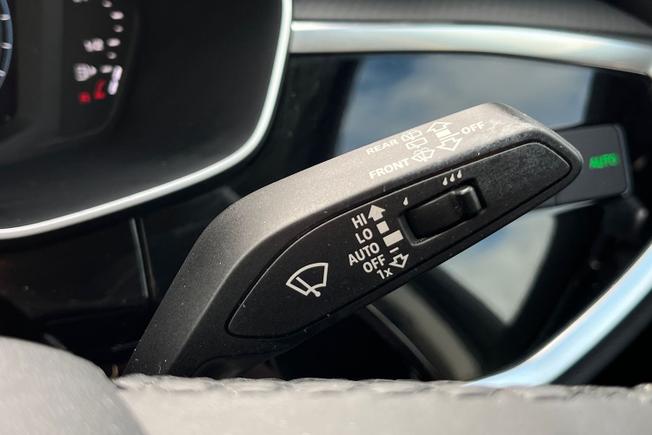 AUDI Q3 Photo 40