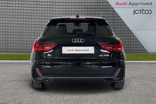AUDI A1 Photo 7