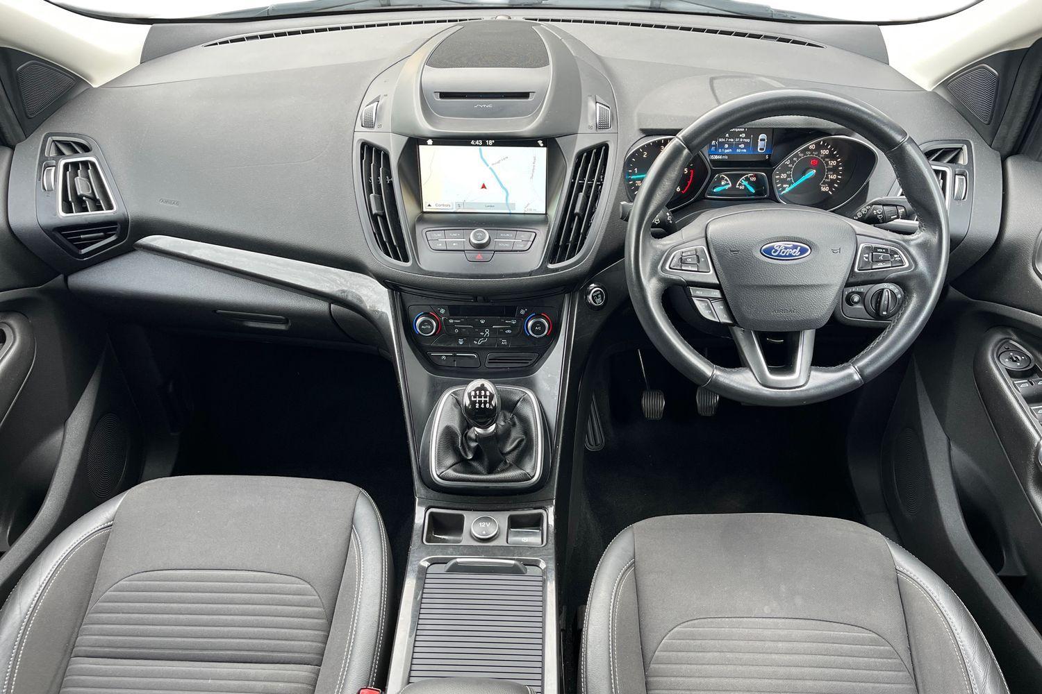 Ford KUGA Photo 9
