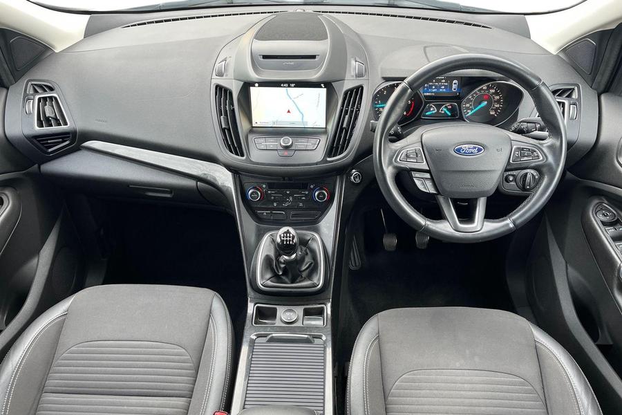 Ford KUGA Photo autoimg-5795f032e85ff54baf401b2a9ba3625e03d0dc57.jpg