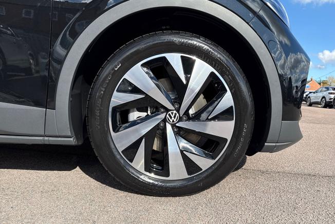 VOLKSWAGEN ID.4 Photo 5