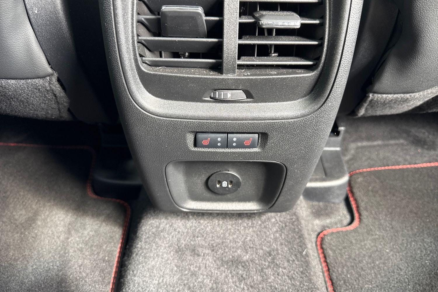 Ford KUGA Photo 39
