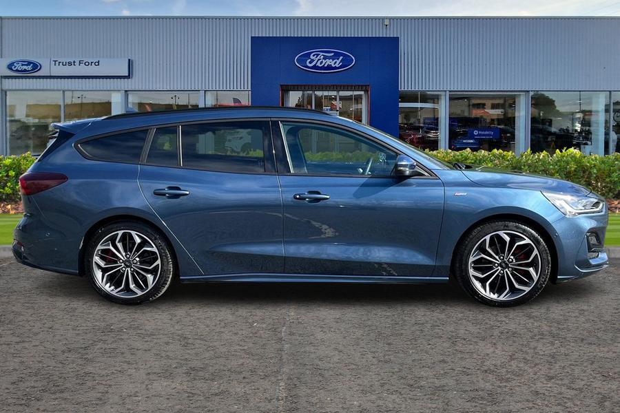 Ford FOCUS Photo autoimg-5796f3665e58daf00d3dafae564ffdcc9b8f3771.jpg