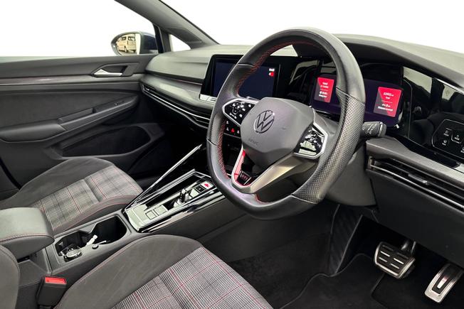 VOLKSWAGEN Golf Photo 6