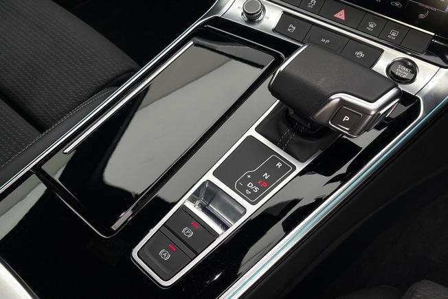 AUDI A6 Photo 27