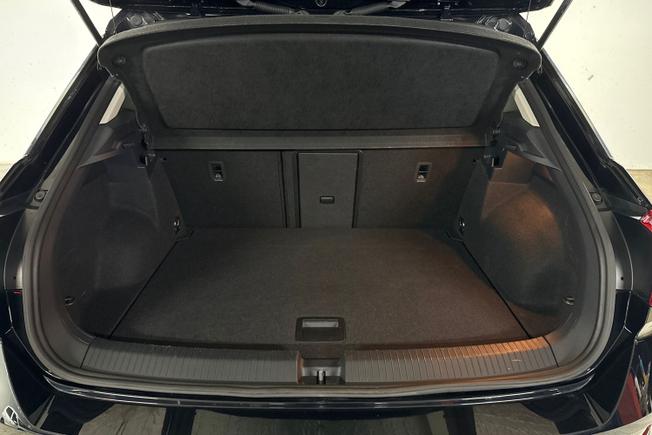 VOLKSWAGEN T-Roc Photo 12