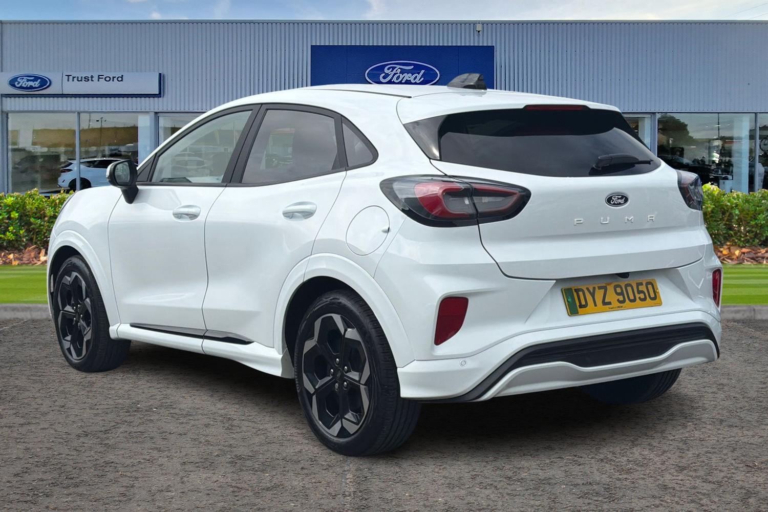 Ford Puma Gen-E Photo 1