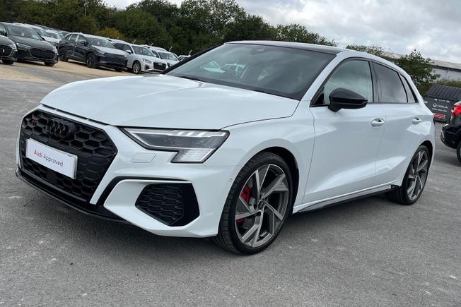 AUDI S3 Photo 27