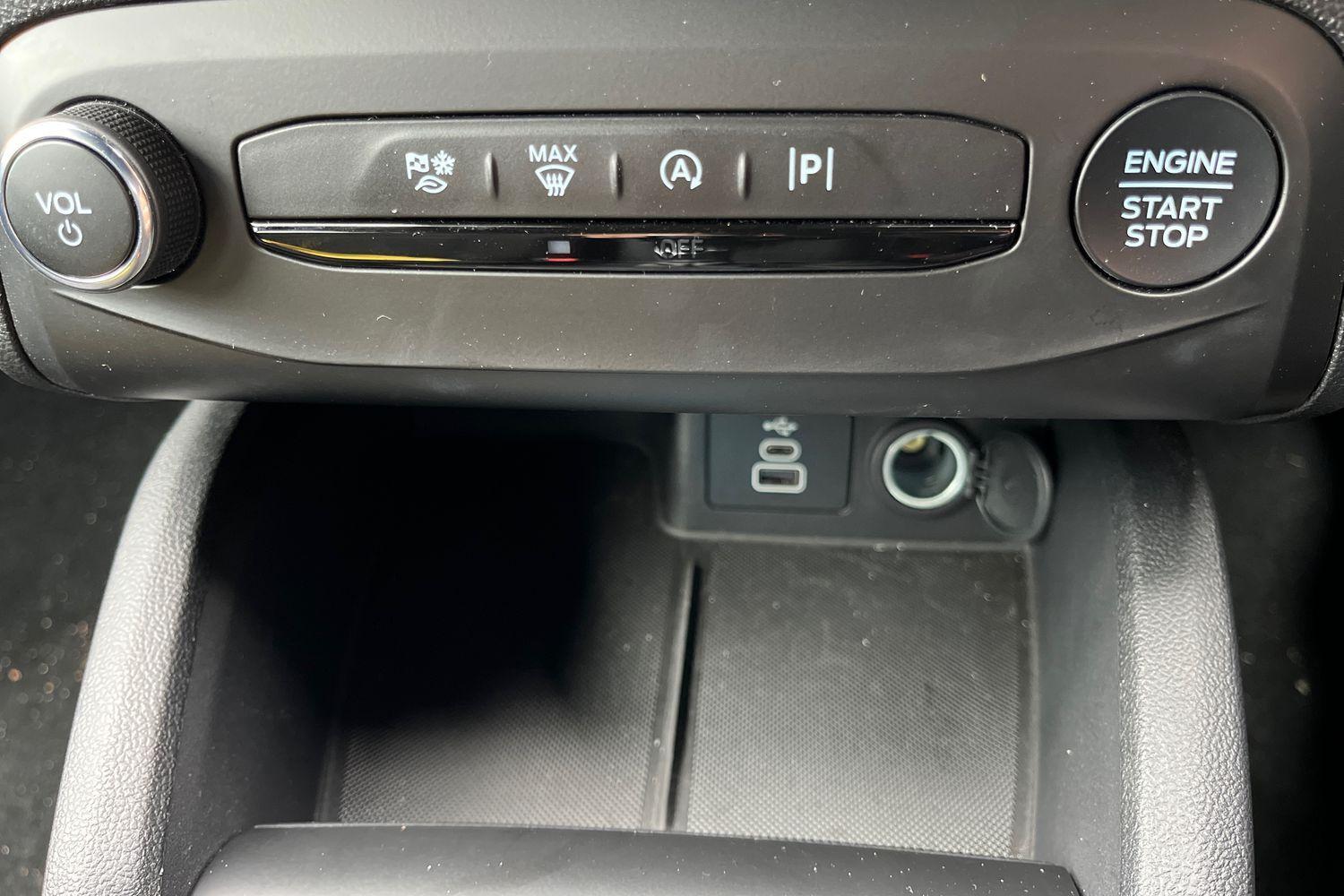 Ford FOCUS Photo 31