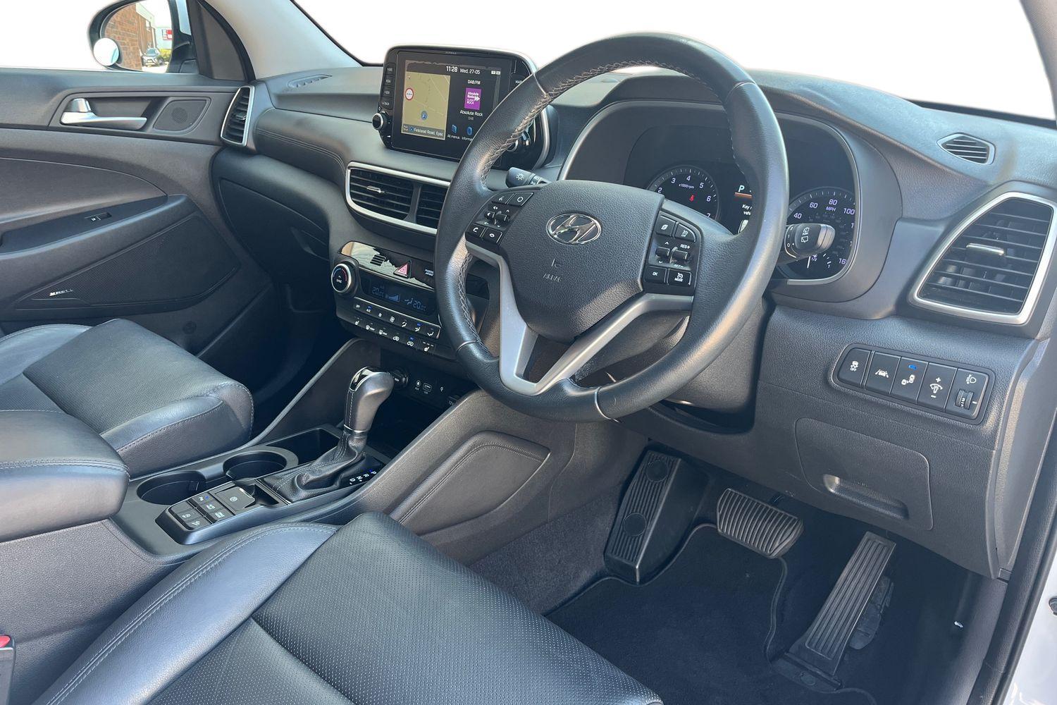 Hyundai TUCSON Photo 8