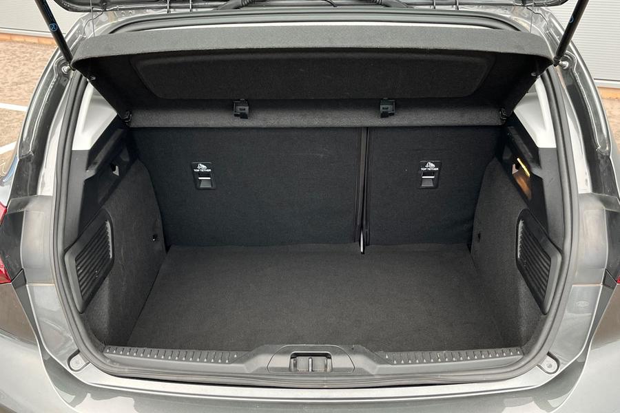 Ford FOCUS Photo autoimg-57a771281691bcdc4c9b41b2550defb3f4827758.jpg