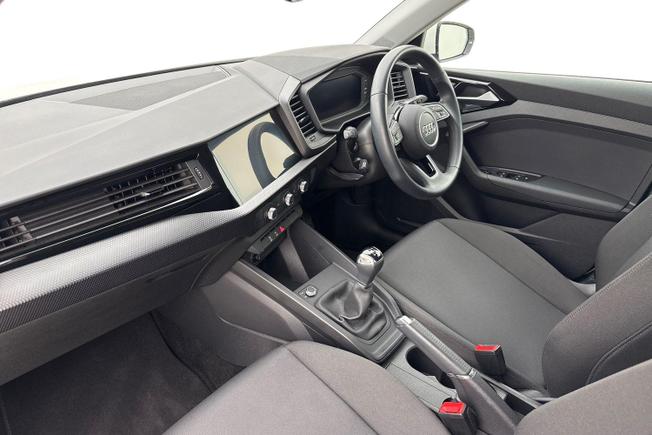 AUDI A1 Photo 2