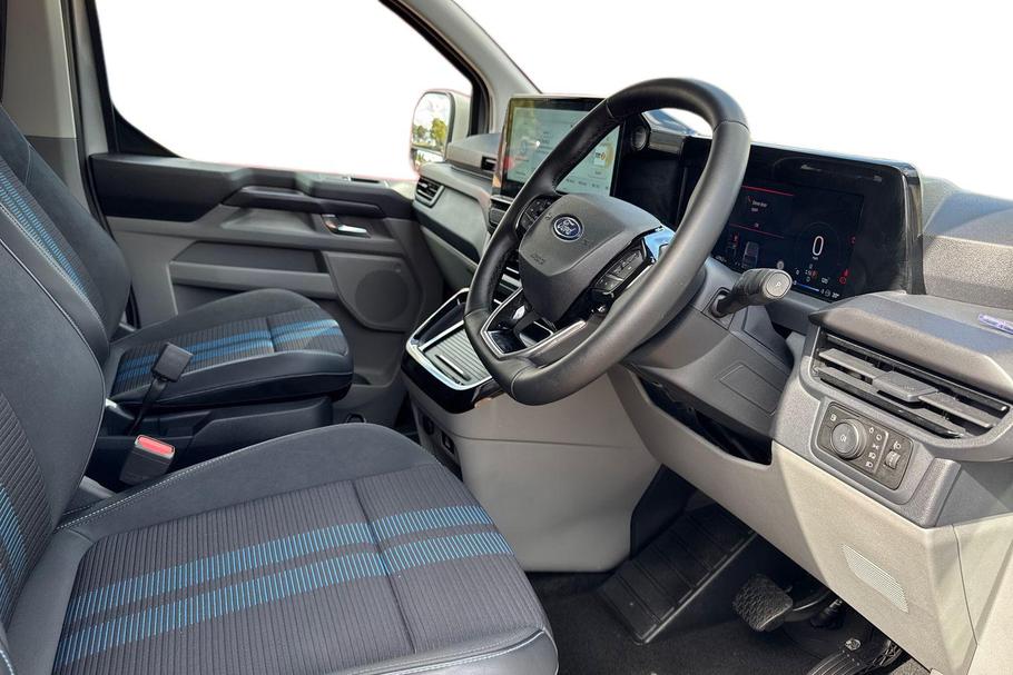 Used Ford TRANSIT CUSTOM BN26TOV 14