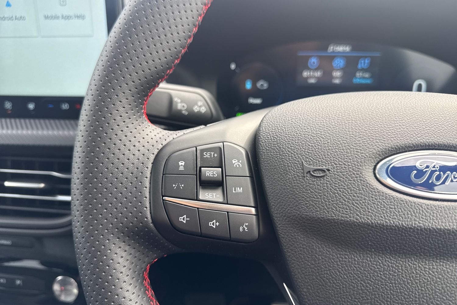 Ford KUGA Photo 32