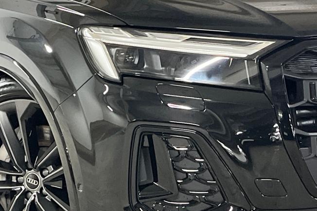 AUDI Q7 Photo 19