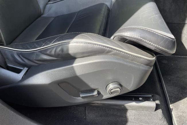 VOLVO XC60 Photo 21