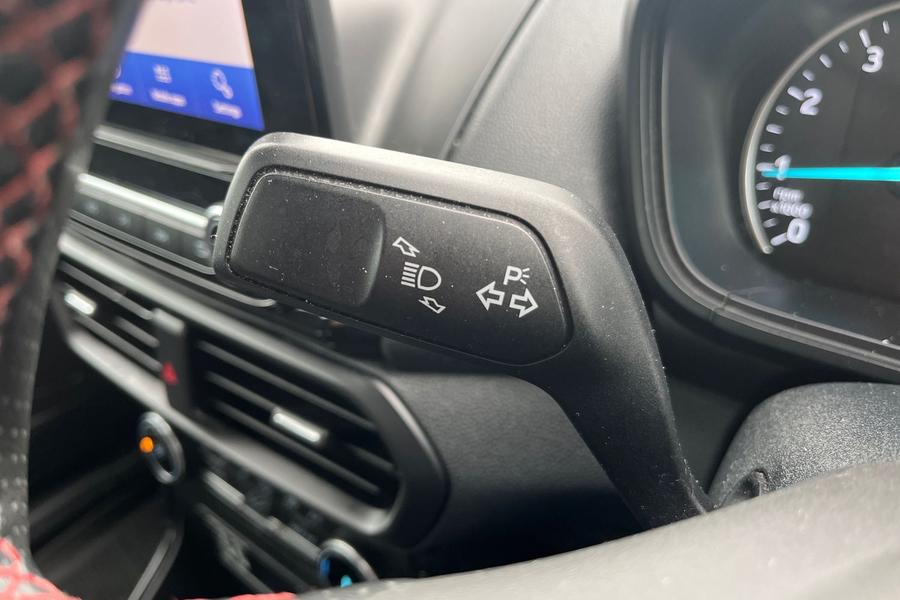 Ford ECOSPORT Photo autoimg-57bf09e36fbd253607e76fdb800035612b4b7ade.jpg