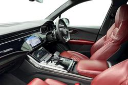 Audi SQ7 Photo 2